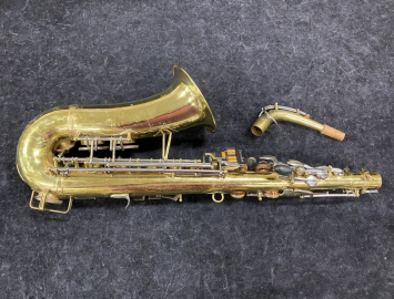 Photo Early 60s Vintage Buescher 400 post-TH&C Alto Sax - GREAT PRICE - Serial # 390703